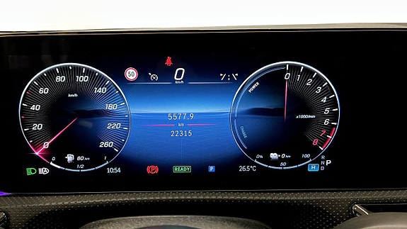 Mercedes-Benz A250 14 of 19