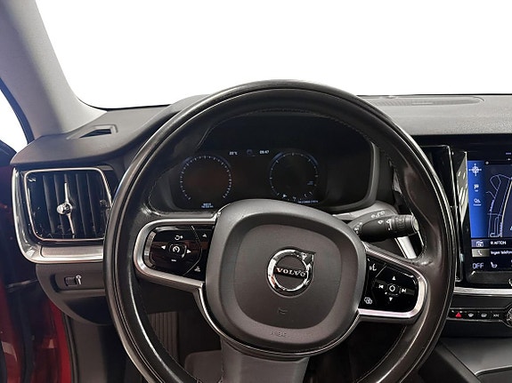 Volvo V60 Cross Country 8 of 9