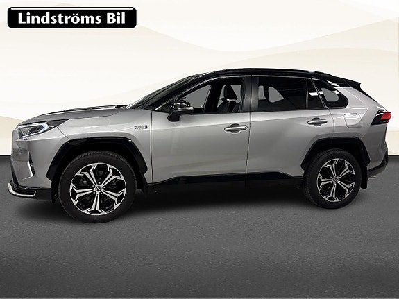 Toyota RAV4 6 of 23