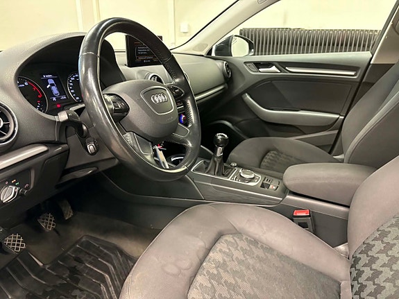 Audi A3 5 of 14