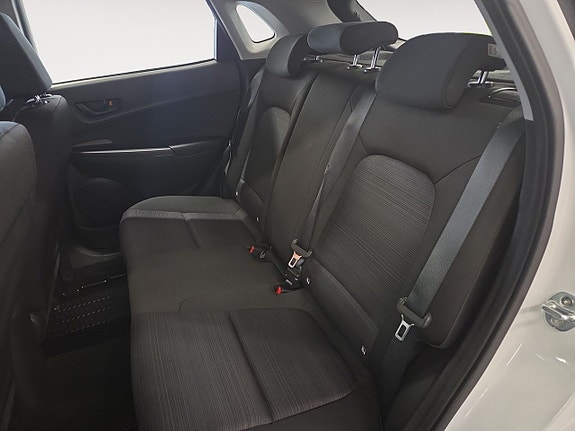 Hyundai Kona 14 of 20