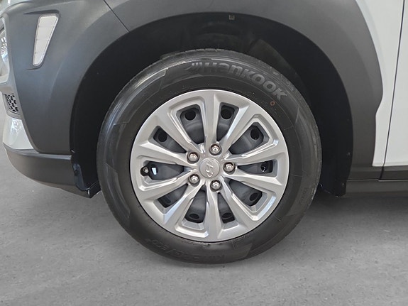 Hyundai Kona 8 of 20