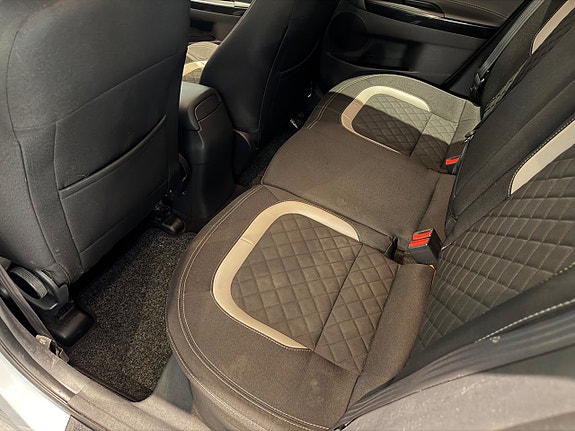 Kia Ceed 12 of 17