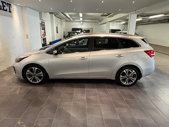 Kia Ceed 9 of 17