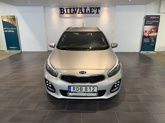 Kia Ceed 3 of 17