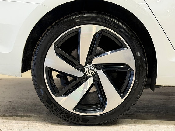 Volkswagen Golf I 12 of 12