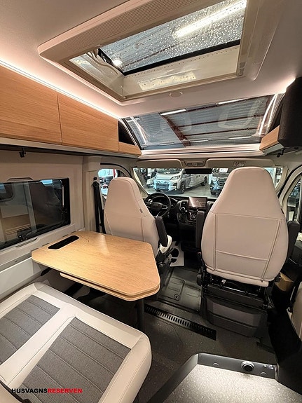 Adria TWIN SELECT 640 SGX - FIAT 6E 2,2 140HP 35H 14 of 25