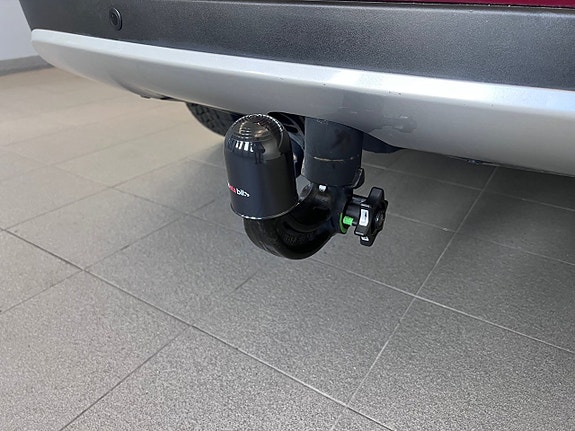 Toyota RAV4 6 of 23