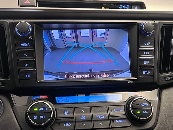 Toyota RAV4 20 of 23