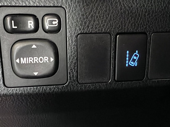 Toyota RAV4 19 of 23