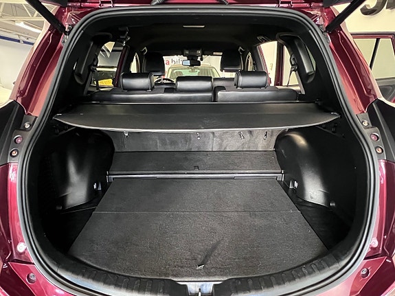 Toyota RAV4 11 of 23