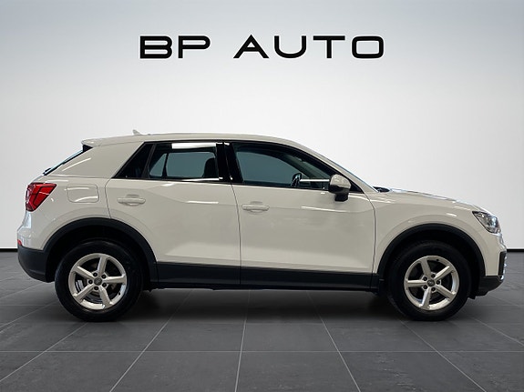 Audi Q2 7 of 20