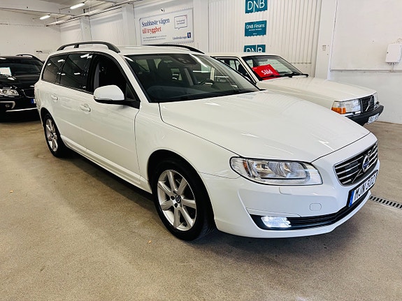 Volvo V70 13 of 25