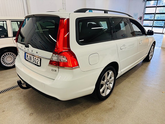 Volvo V70 15 of 25