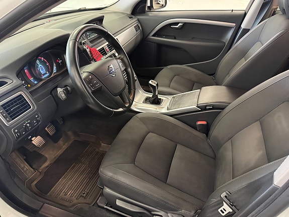 Volvo V70 20 of 25
