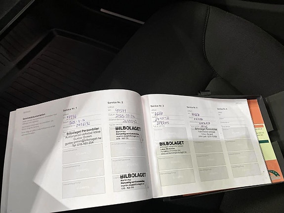 Volvo V60 Cross Country 14 of 16