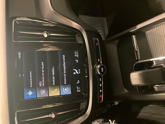 Volvo V60 Cross Country 10 of 16