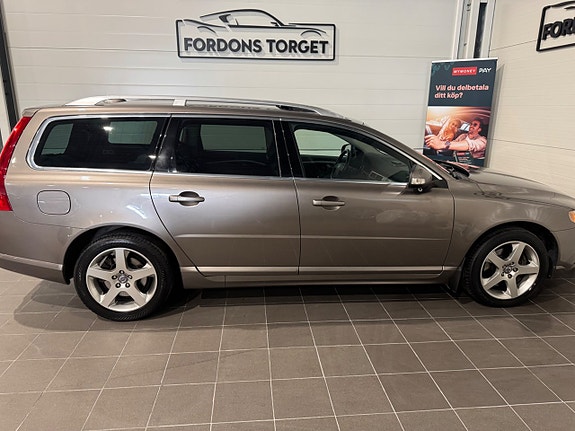 Volvo V70 9 of 24