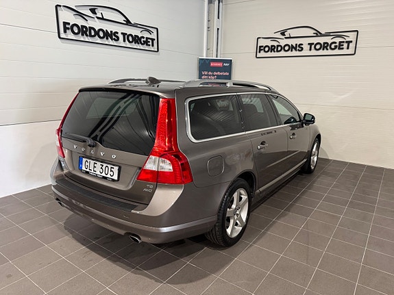 Volvo V70 7 of 24