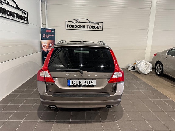 Volvo V70 6 of 24