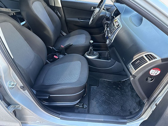 Hyundai i20 6 of 21