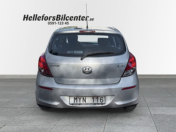 Hyundai i20 4 of 21