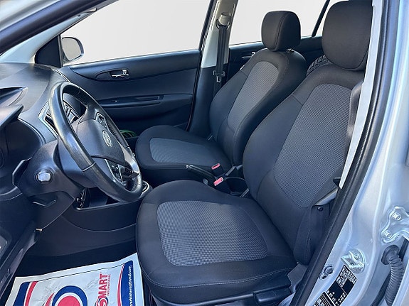 Hyundai i20 12 of 21