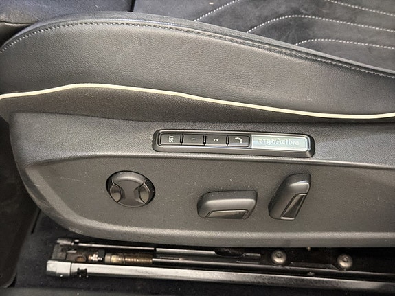 Volkswagen ID.4 GTX 14 of 30