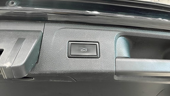 Volkswagen Passat 20 of 22