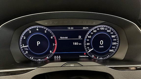 Volkswagen Passat 15 of 22