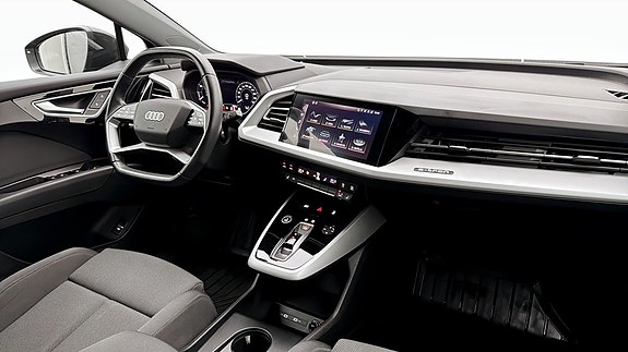 Audi Q4 e-tron 12 of 18