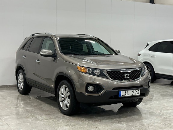 Kia Sorento 2 of 24