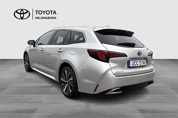 Toyota Corolla 6 of 13
