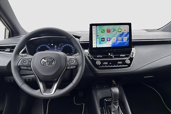 Toyota Corolla 8 of 13