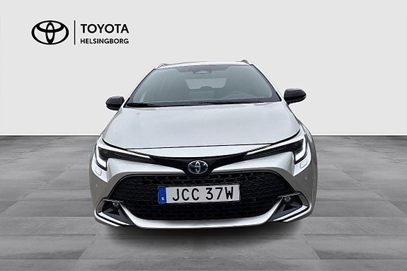 Toyota Corolla 3 of 13