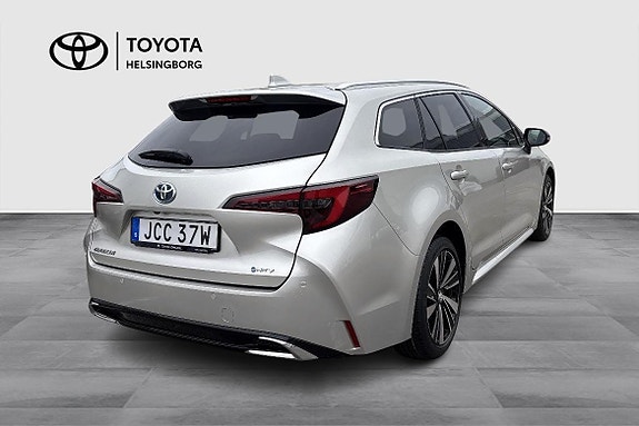 Toyota Corolla 4 of 13