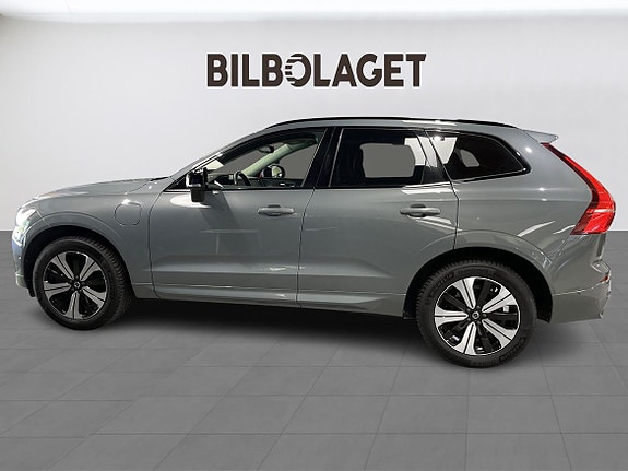 Volvo XC60 2 of 26