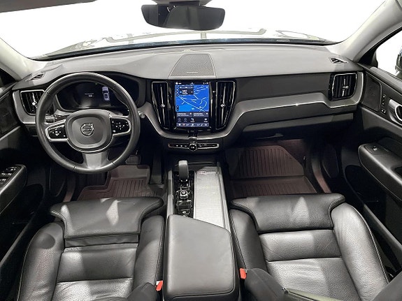 Volvo XC60 15 of 26