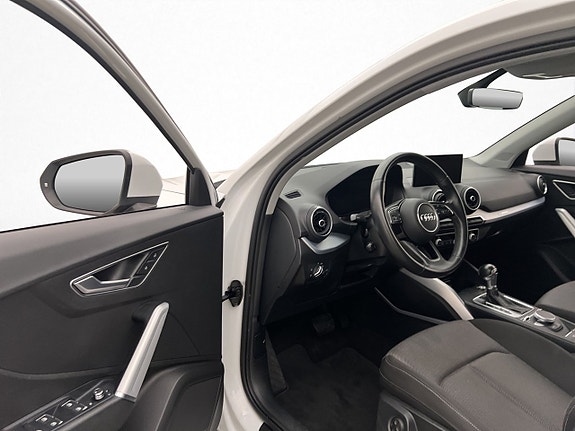 Audi Q2 10 of 29