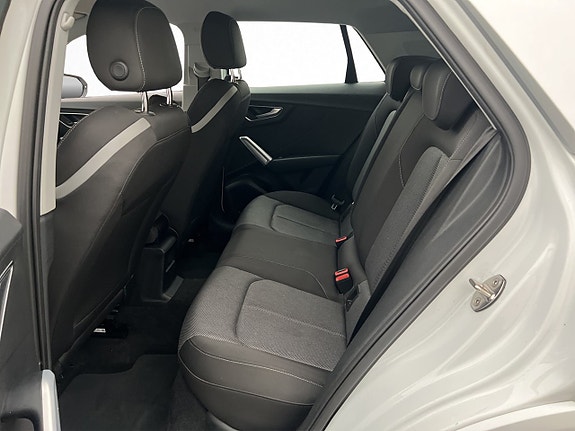 Audi Q2 22 of 29