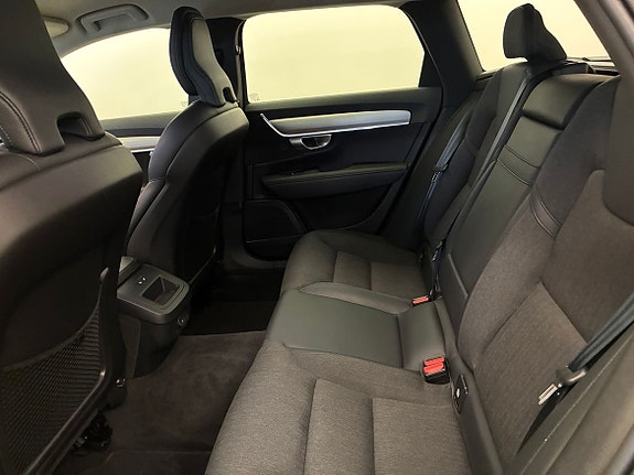 Volvo V90 16 of 19