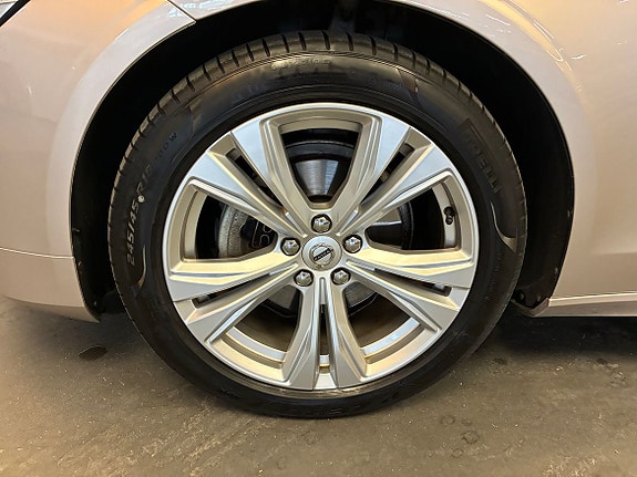 Volvo V90 5 of 19
