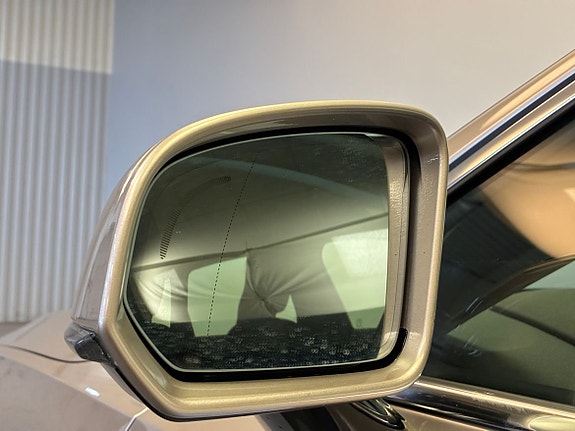 Volvo V90 11 of 19