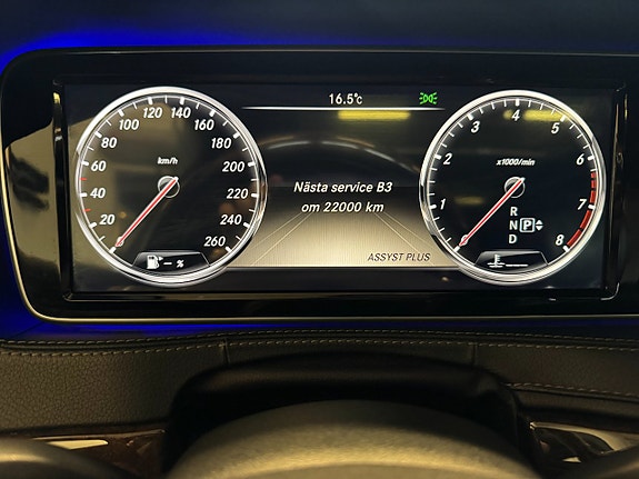 Mercedes-Benz S500 23 of 25