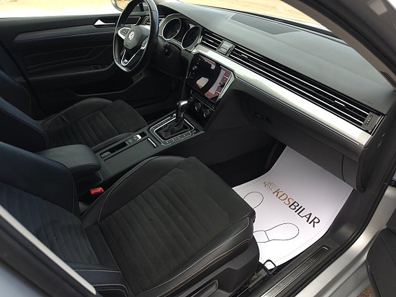Volkswagen Passat 7 of 14
