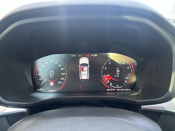 Volvo XC60 19 of 27