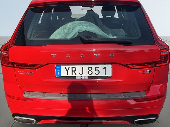 Volvo XC60 12 of 27