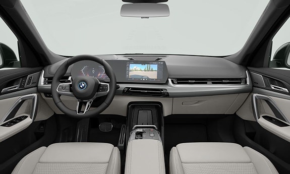 BMW iX1 5 of 5
