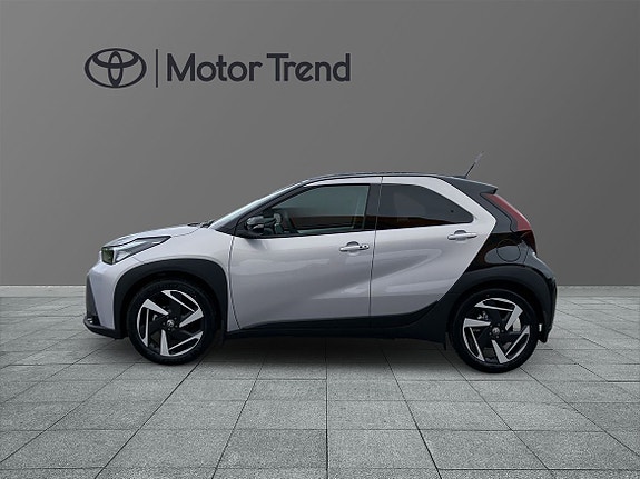 Toyota Aygo X 3 of 13