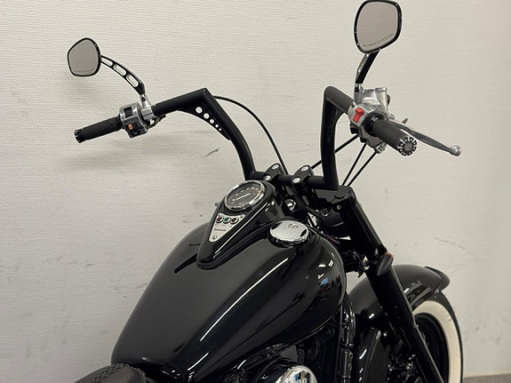 Kawasaki VN 800 # Bobber 9 of 15